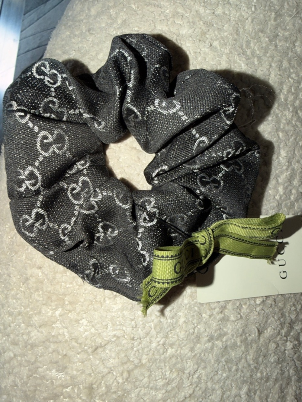 Gucci beauty Charcoal Monogram Scrunchie with Green Bow Accent